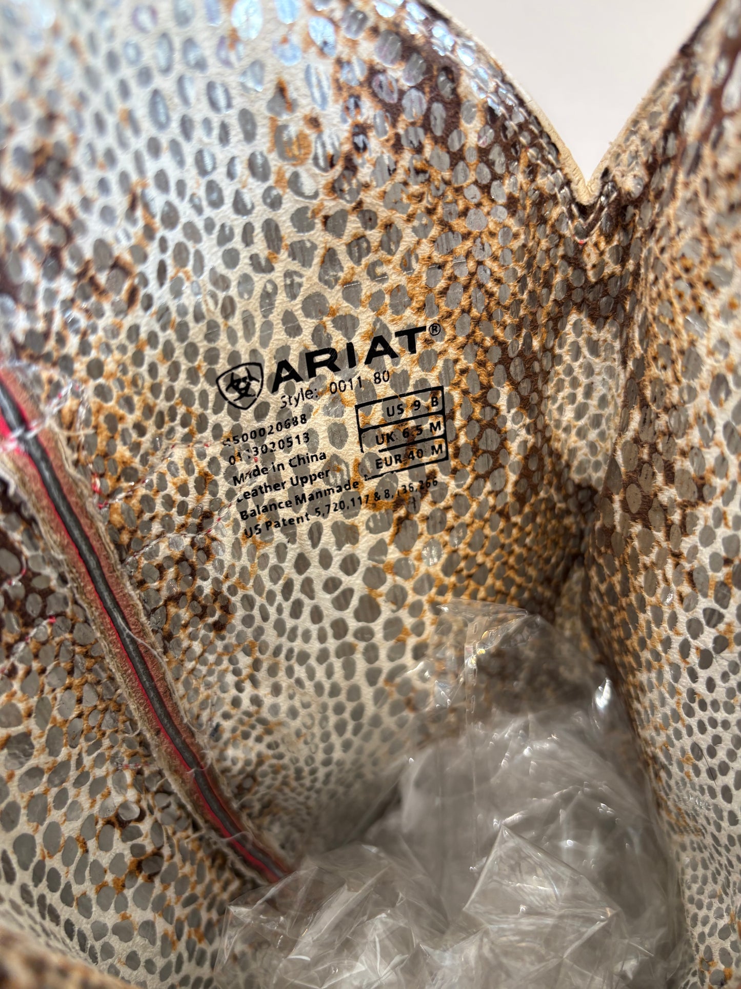 Vintage ARIAT pink/brown leather boots