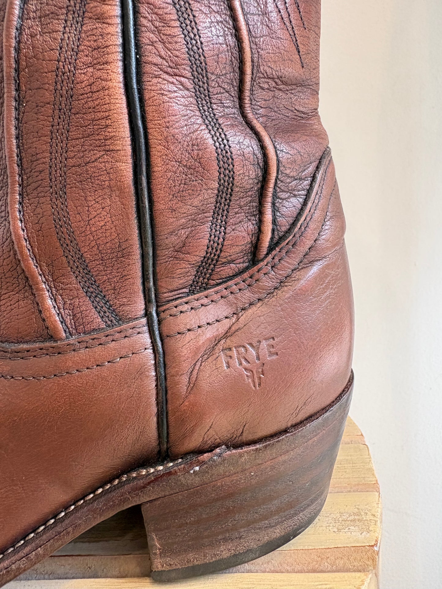 Vintage FRYE brown leather boots