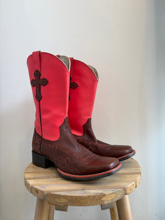 Vintage ARIAT pink/brown leather boots