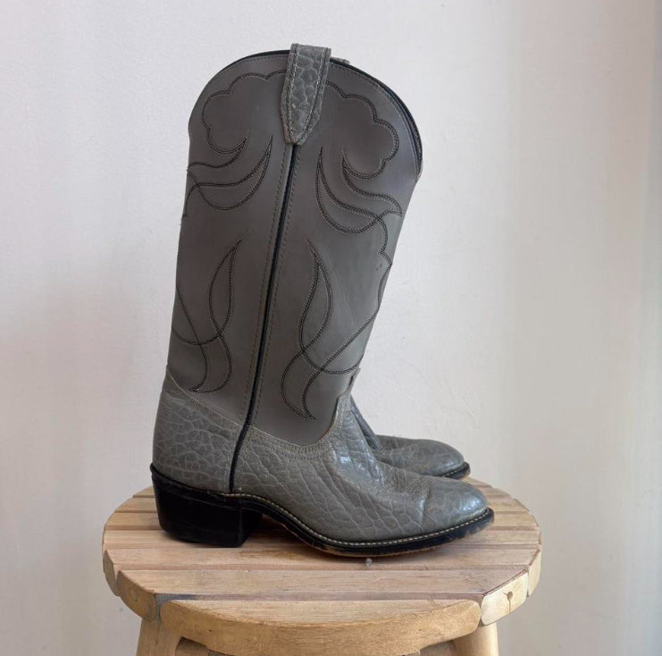 Grey/silver cowgirl boots