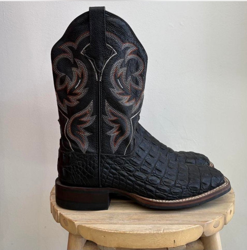 Black western boots