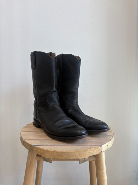 Black leather cowboy boots