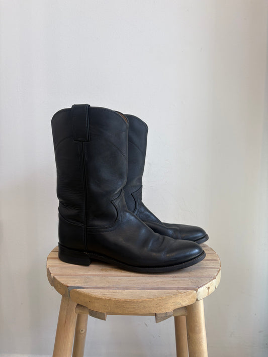 Black leather cowboy boots