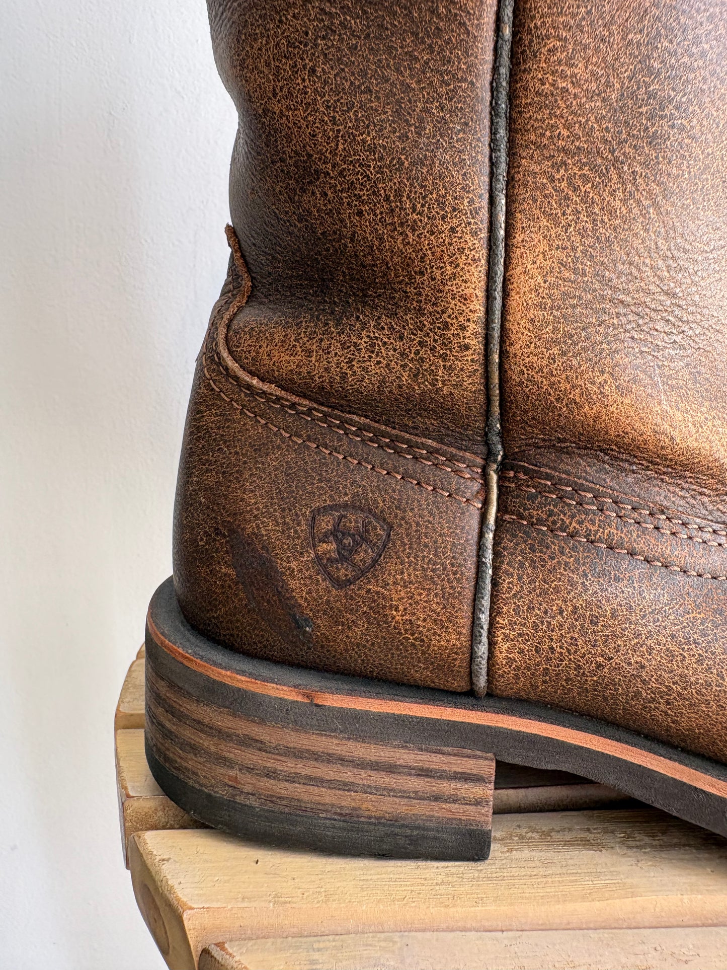Faded brown ARIAT boots