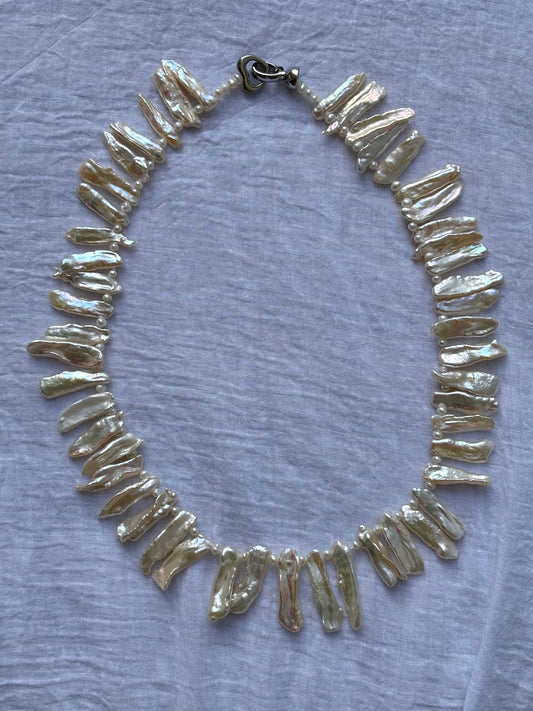 The Biwa Necklace